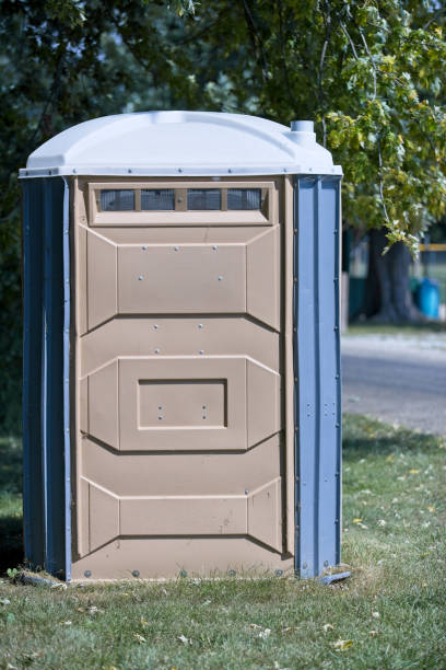 Best Portable restroom trailer rental  in Waukesha, WI